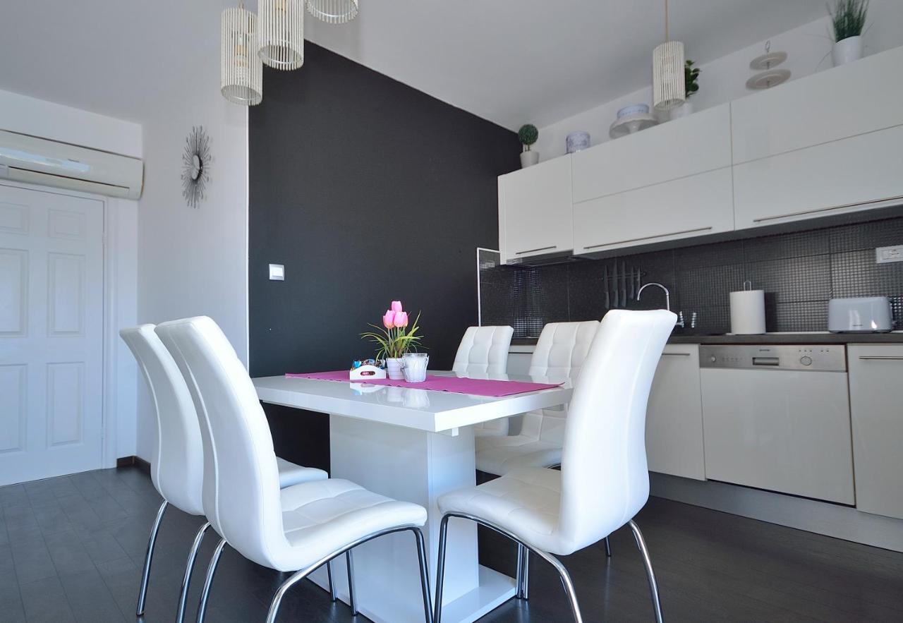 Apartman Staro Selo Primošten المظهر الخارجي الصورة
